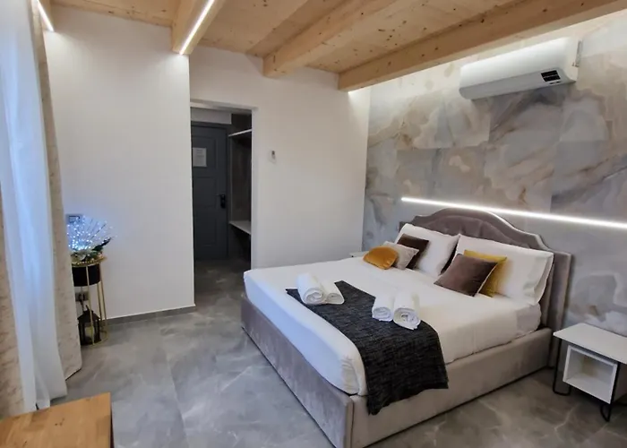 Marla 3* لا سبيتسْيا